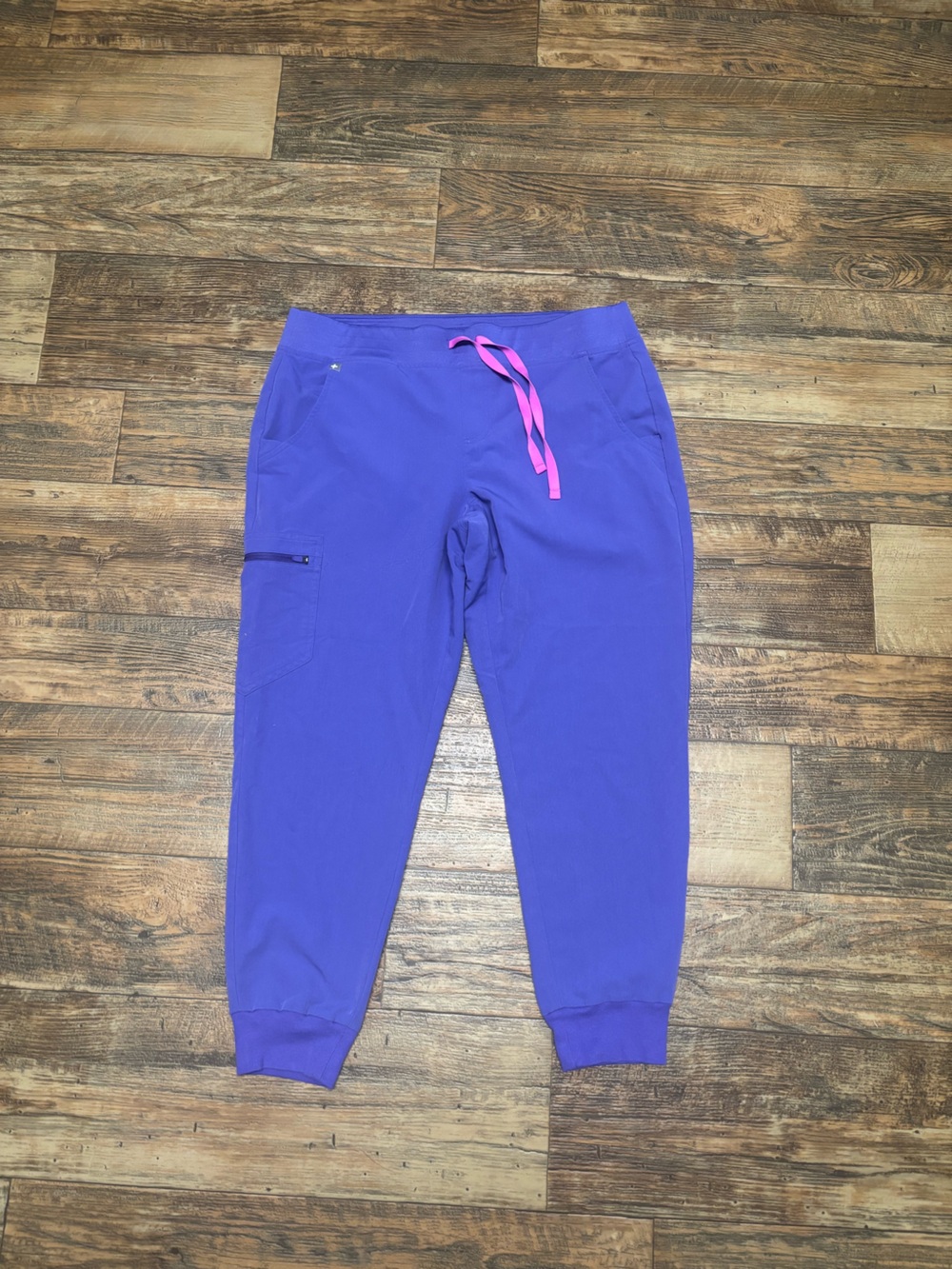 Figs Zamora Jogger Pants. Amethyst with Neon Drawstring petite large